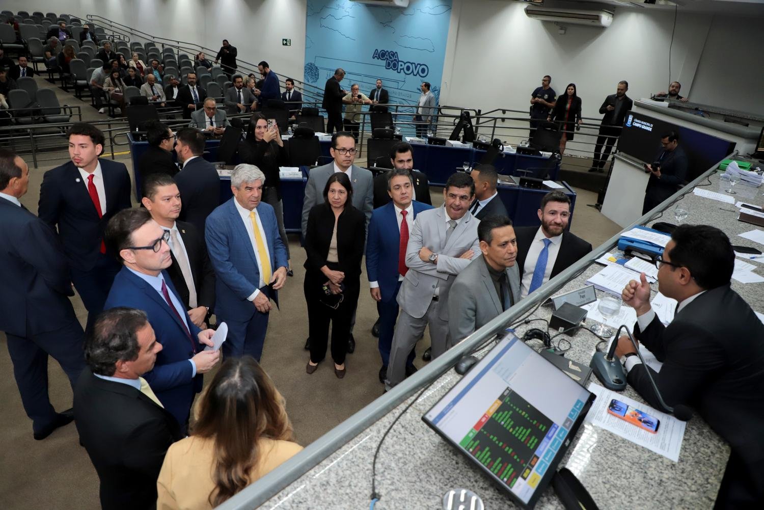 Câmara de Campo Grande aprova LDO de 2027 com 485 emendas; texto segue para análise da Prefeitura