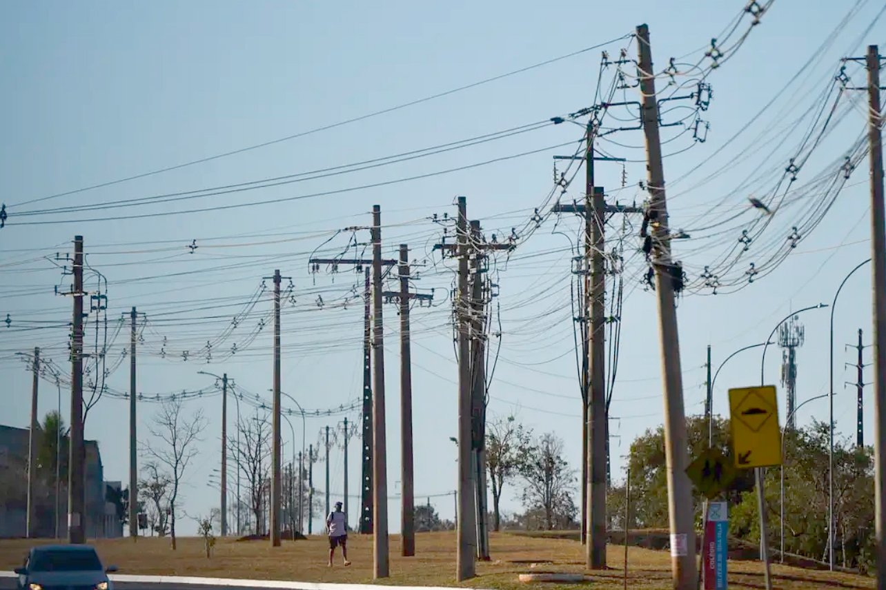 Acidentes com a rede elétrica aumentam no Brasil; Construção civil lidera número de ocorrências