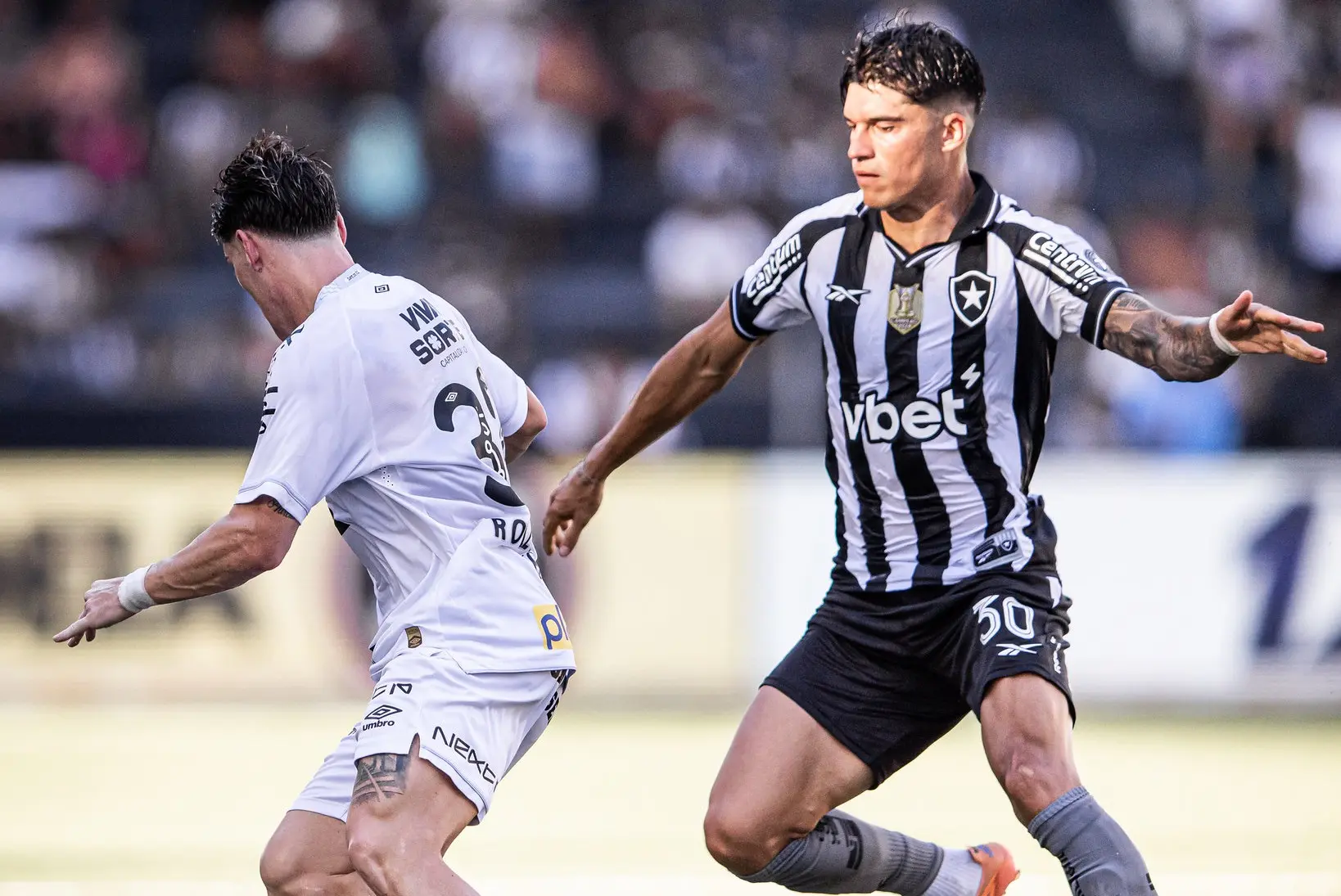 Brasileirão volta hoje após pausa da Copa com mudanças nos elencos e dois jogos