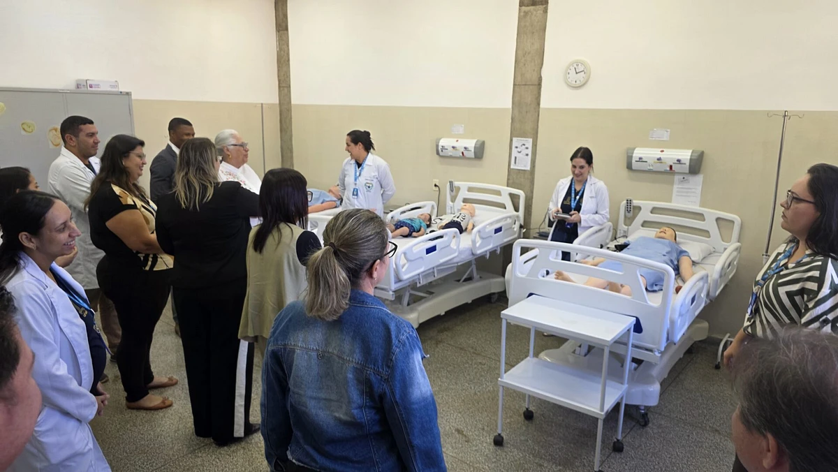 UFMS e MEC analisam campus e hospitais de Coxim para curso de Medicina