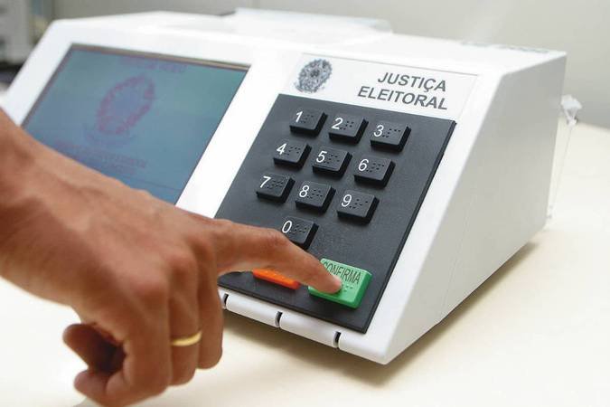 Vai viajar? Eleitores têm um mês para pedir voto em trânsito nas Eleições 2026