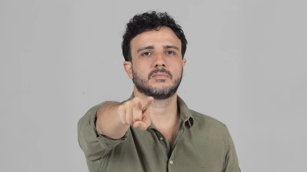 Renan Santos larga na frente e oficializa candidatura ao Planalto