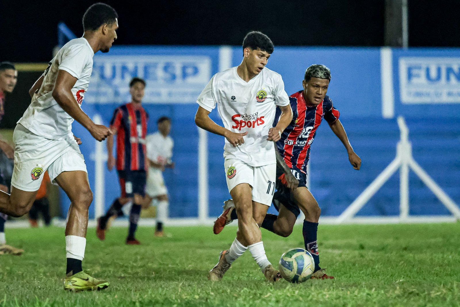 Vitória do Misto deixa disputa pelo acesso aberta até a última rodada