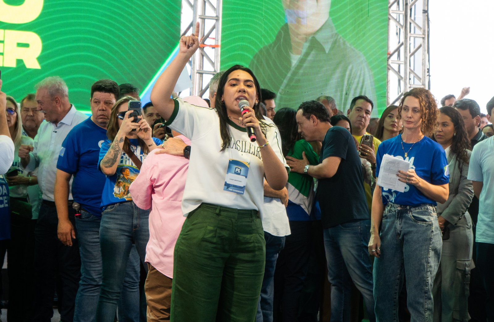 Após convenção do PL, Cassy Monteiro oficializa candidatura à Câmara dos Deputados