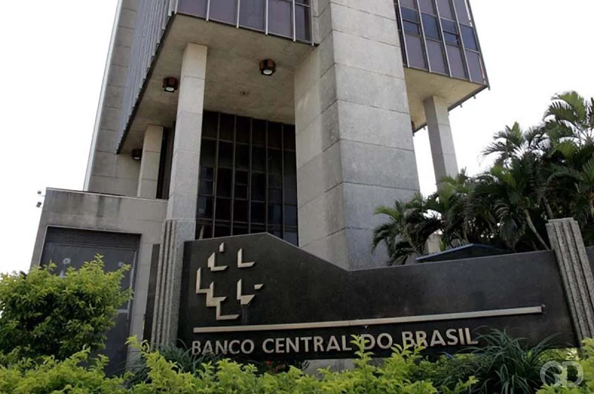 Selic cai para 14%, mas Copom evita indicar novos cortes nos juros