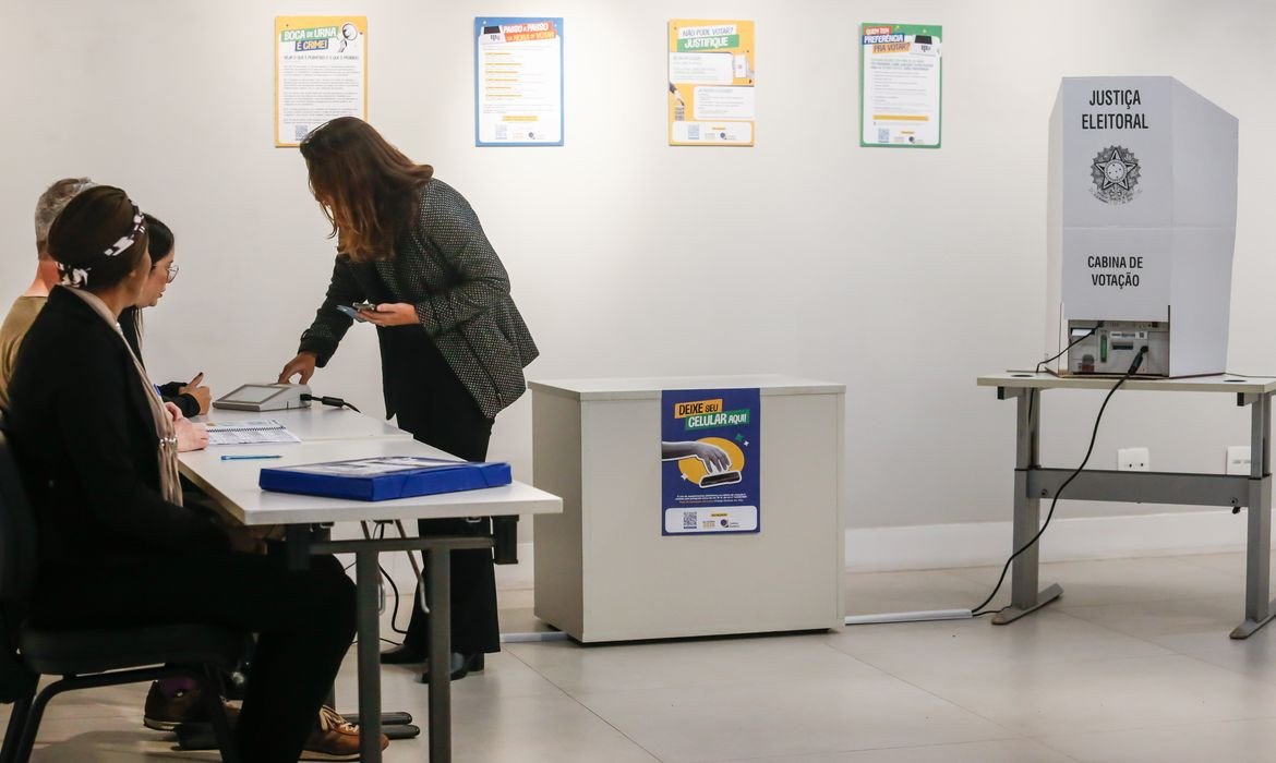 Eleitores têm proteção contra prisões até 27 de outubro; veja as regras