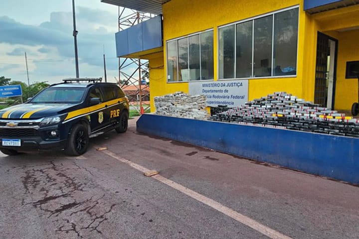 PRF apreende 374 kg de cocaína em Corumbá