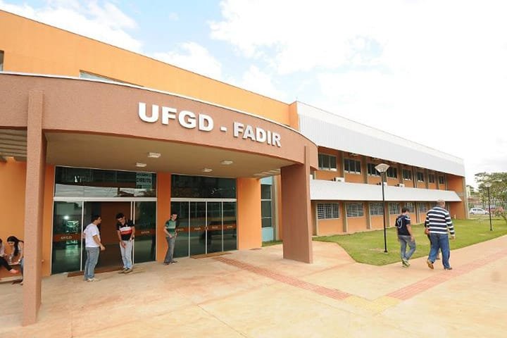 UFGD lança concurso público com 61 vagas para técnicos administrativos