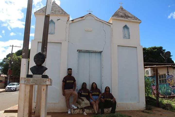 Desfile celebra moda ancestral na Comunidade Tia Eva