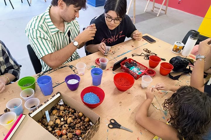 Arte nas Estações celebra Consciência Negra com oficinas e roda de conversa