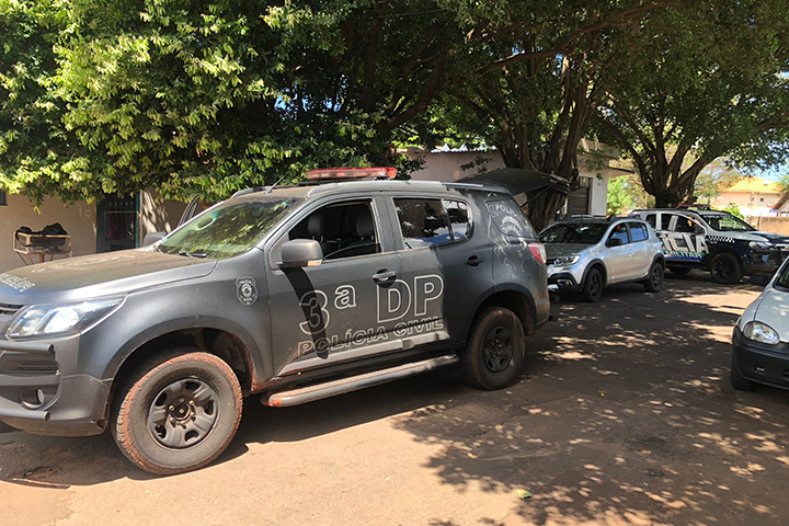 Polícia prende quarteto suspeito de enforcar, queimar e enterrar vítima em Campo Grande