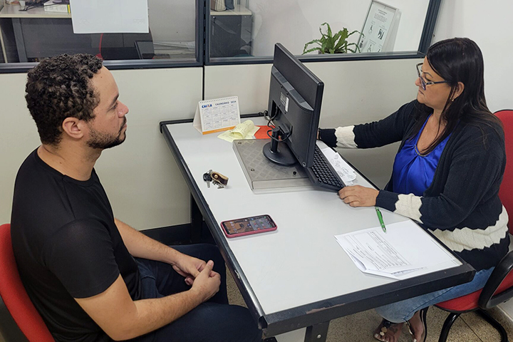 Funsat encerra a semana com 1.856 vagas de emprego na Capital