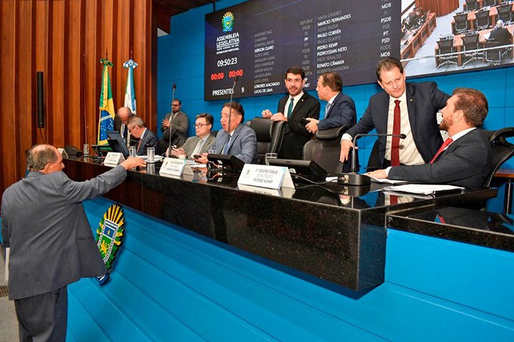 Deputados aprovam quitação de IPVA atrasado em blitz