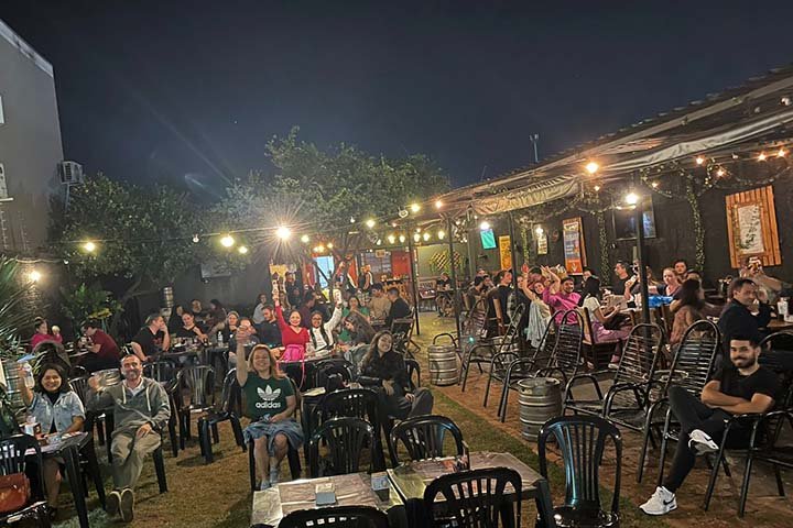 Bares de Campo Grande recebem o Pint of Science 2025 entre os dias 19 e 21 de maio
