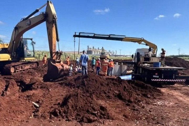 Mais de 60 bairros de Dourados ficam sem água após rompimento em adutora