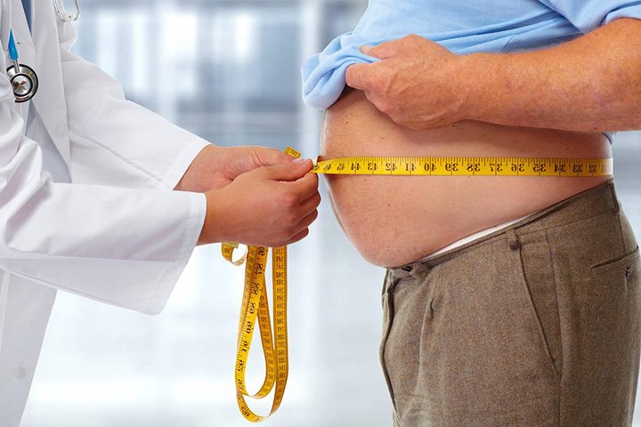 Especialista compara medicamentos injetáveis e cirurgia bariátrica no tratamento da obesidade