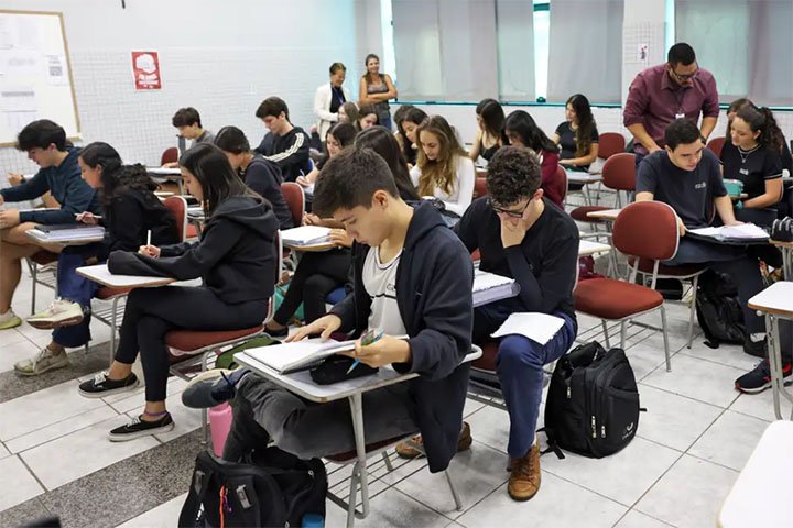Inscrições para o Enem 2025 começam hoje; saiba como participar