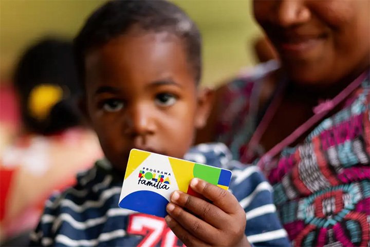 Bolsa Família de maio começa a ser pago hoje