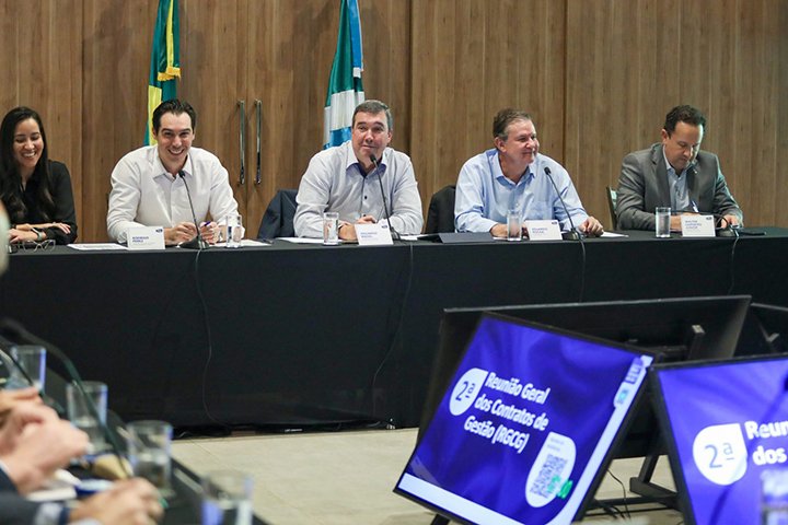 Riedel reúne secretariado para alinhar projetos e acelerar metas do segundo semestre