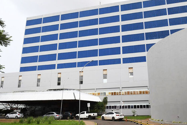 Ministério Público investiga superlotação hospitalar após mudanças no sistema do HRMS
