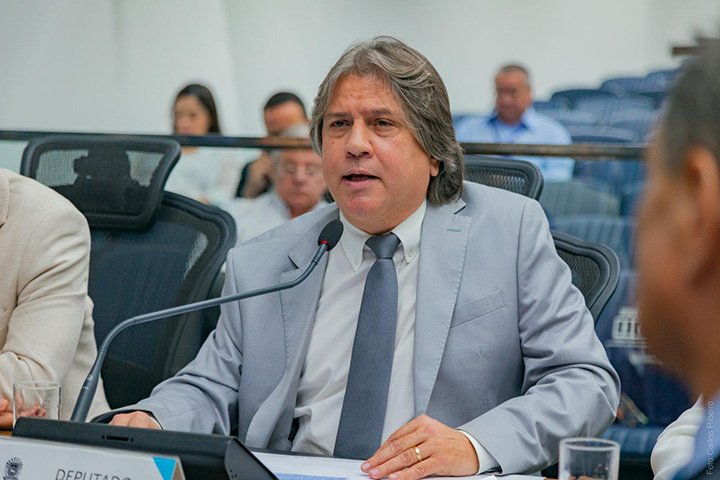 Homenagem a profissionais de rodeio é aprovada por unanimidade na Assembleia Legislativa