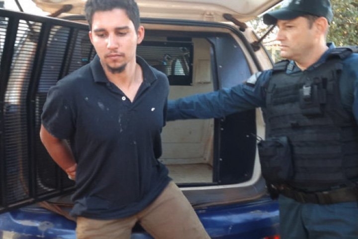 Jovem confessa assassinato da mãe após ser impedido de sair para comprar drogas