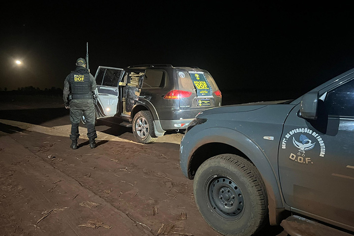 Veículo furtado com drogas é abandonado após perseguição do DOF em Rio Brilhante