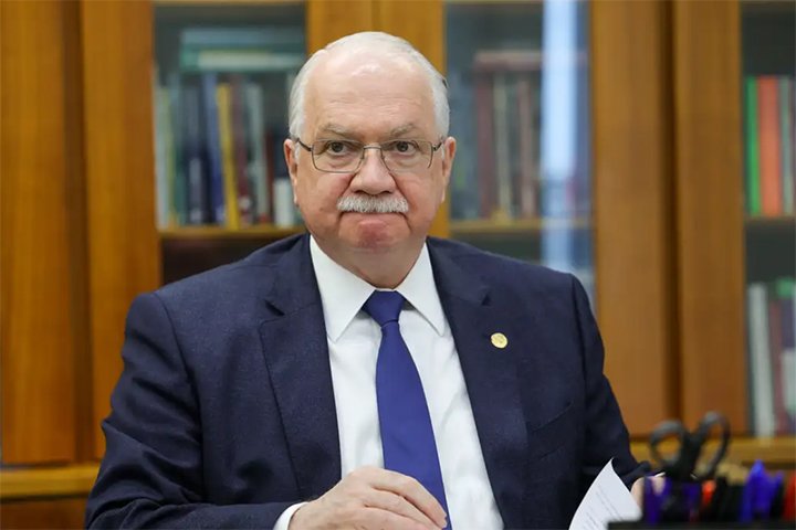 Edson Fachin é eleito presidente do STF; Moraes assume vice-presidência