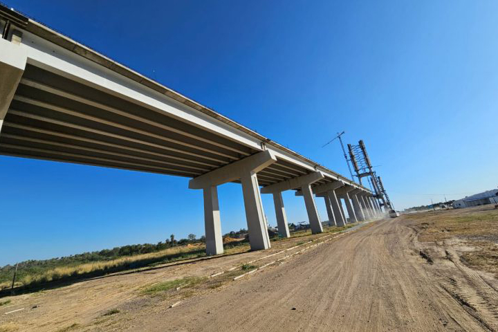 Ponte da Rota Bioceânica atinge 75% de execução e será concluída até o fim de 2026