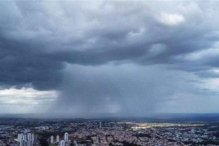 Chuvas fortes no MS: Energisa alerta para riscos e orienta população sobre segurança elétrica