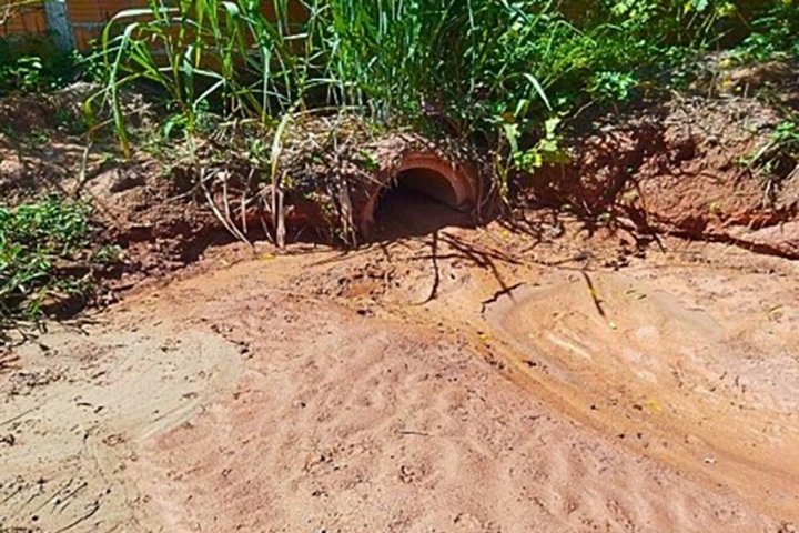 Ministério Público investiga obras da Agesul por erosão e assoreamento no rio Taquari em Coxim