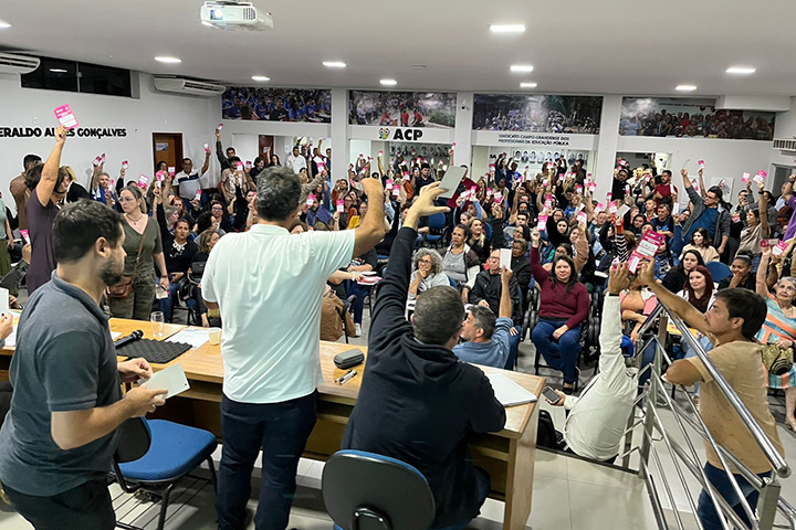 Professores de Campo Grande aprovam repactuação do Piso 20 horas
