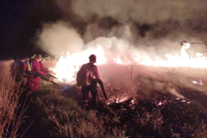 Incêndio florestal em Alcinópolis é controlado após duas semanas de combate no Parque das Nascentes do Rio Taquari
