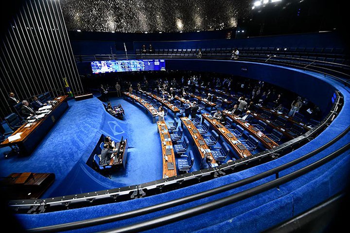 Senado aprova portabilidade automática de conta-salário entre bancos