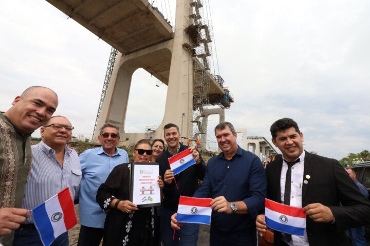 Peña cruza a fronteira e sela em Mato Grosso do Sul novo capítulo da integração Brasil–Paraguai