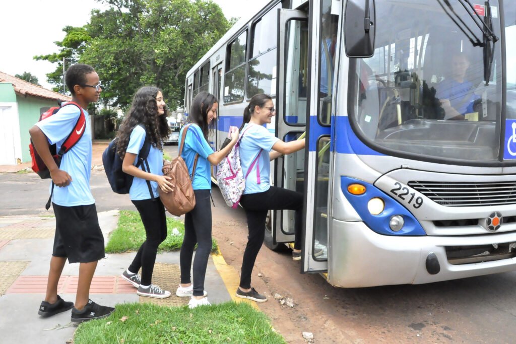 Campo Grande abre cadastro do Passe do Estudante 2026; primeira entrega de cartões em 2 de fevereiro