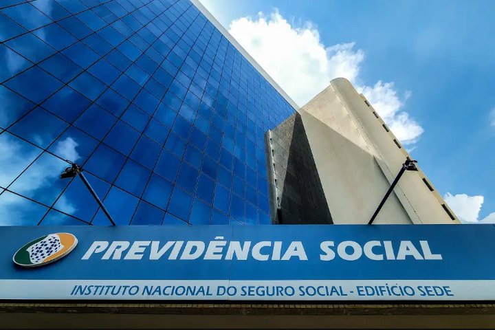 Justiça libera R$ 2,3 bilhões do INSS e garante reforço de renda a mais de 150 mil beneficiários em 2026