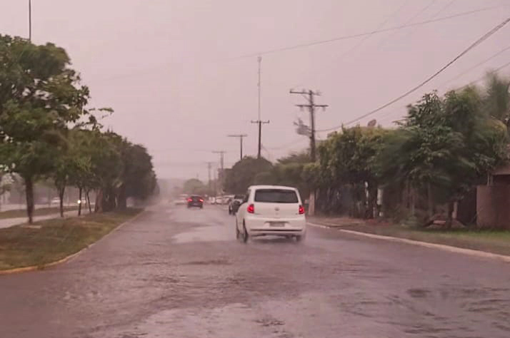 Chuva intensa faz São Gabriel do Oeste atingir quase toda a média de fevereiro em 48 horas