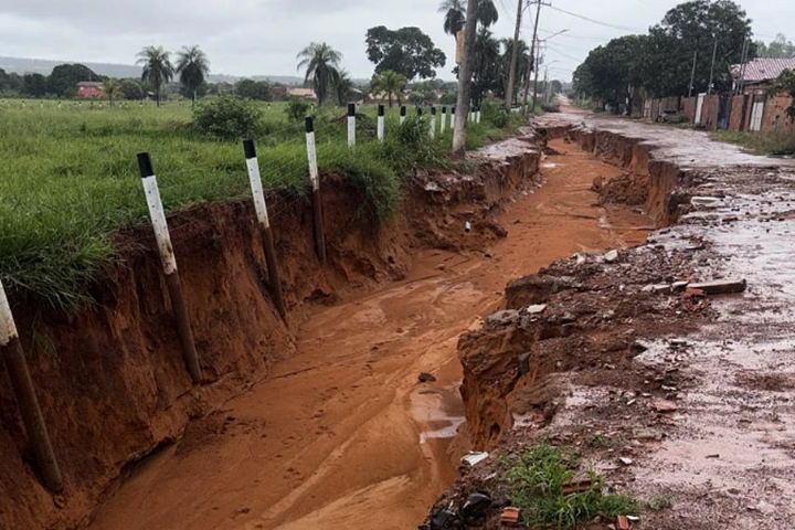 Chuvas intensas provocam interdições, isolam comunidades e levam municípios do centro e norte de MS a decretar emergência