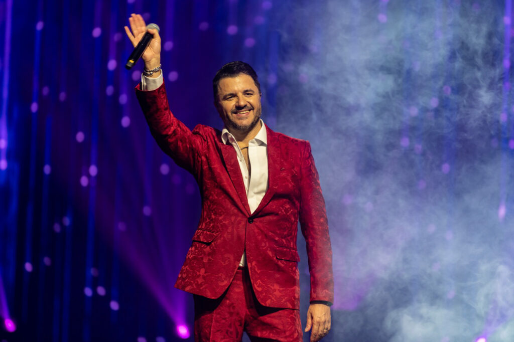Maurício Manieri leva “Classics Super Hits” ao Bosque Expo em Campo Grande no dia 23 de maio