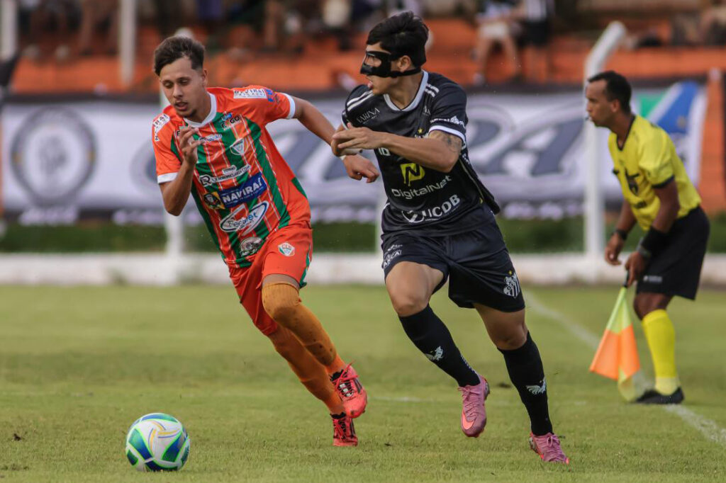 Naviraiense mantém liderança isolada e chega à última rodada já garantido na semifinal do Sul-Mato-Grossense
