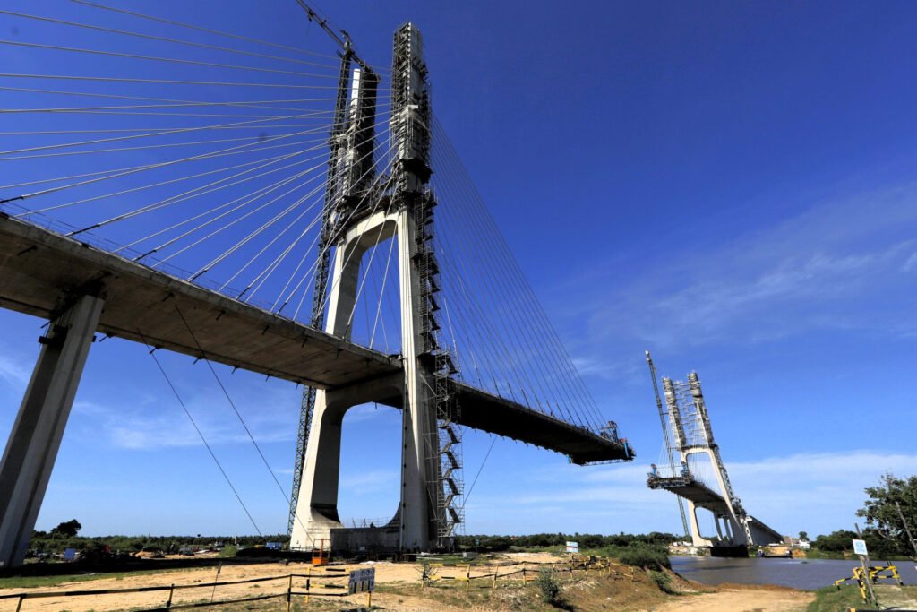 Ponte da Rota Bioceânica entra na reta final e promete reduzir em até 23% o tempo de exportação para a Ásia