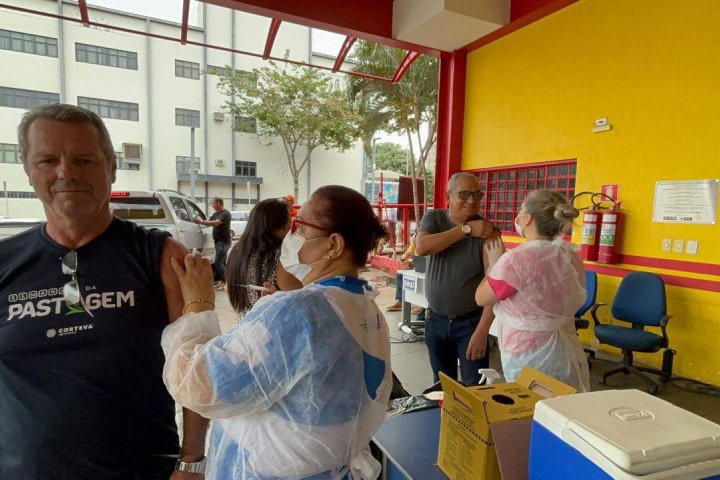 Vacinação contra gripe começa em MS com meta de proteger 1,1 milhão antes do inverno