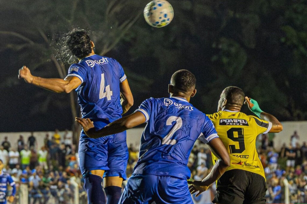 Virada relâmpago elimina Ivinhema da Copa do Brasil e garante Volta Redonda na terceira fase