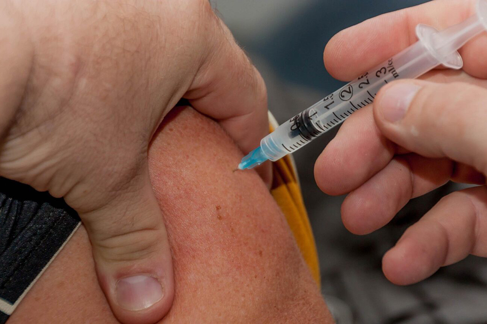 Chikungunya avança em Dourados, mas vacinação atinge menos de 5% do público-alvo