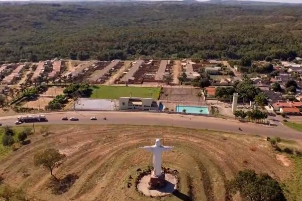 Homem é detido após violar medida protetiva e rondar casa de adolescente em Camapuã
