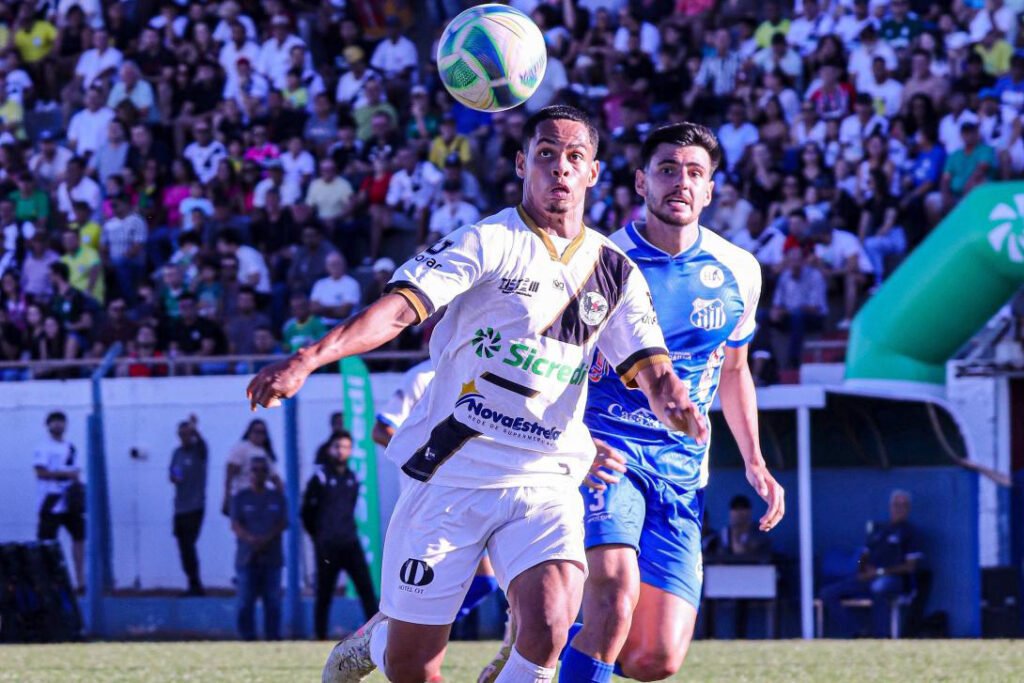 Misto vence o Aquidauanense e assume a liderança da Série B do Campeonato Sul-Mato-Grossense