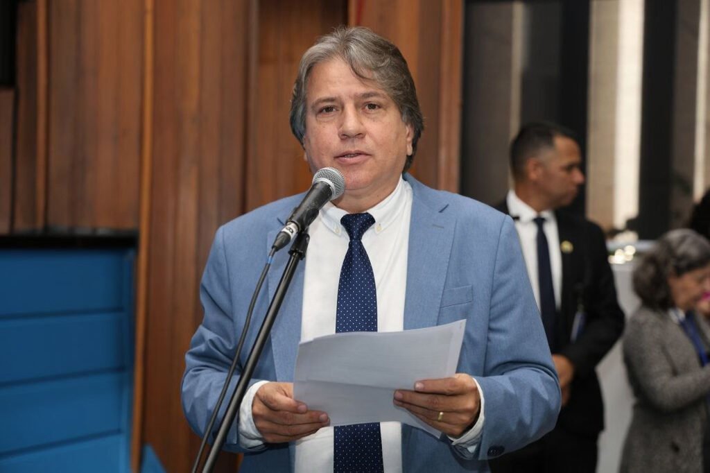 Indicação de Caravina prevê incentivo à qualificação de investigadores da Polícia Civil