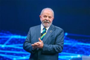 Lula abre distância sobre Flávio Bolsonaro e lidera disputa presidencial em nova pesquisa Quaest